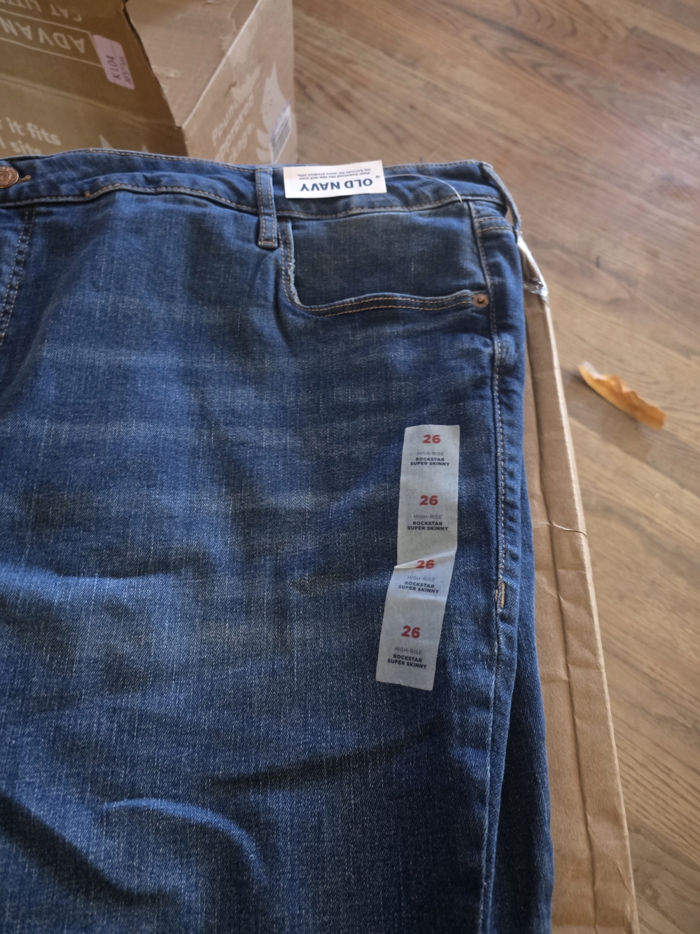 Old Navy Women’s Skinny Jeans in Deep Blue Wash